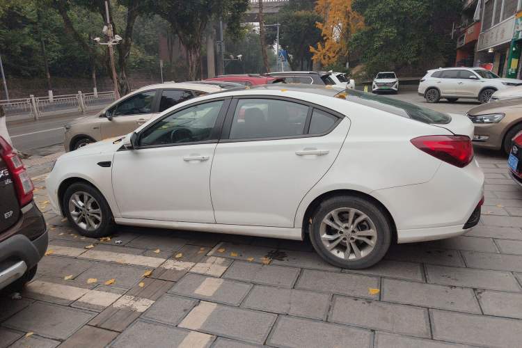 Used MG 6 2015 Hatchback 1.8L 90th Anniversary Track Champion Edition Automatic Comfort Model
