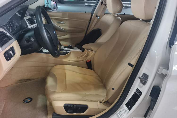 Used BMW 3 Series 2014 320Li Fashion Model Left Front Seat