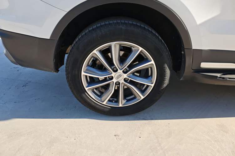 Used Geely Auto Emgrand X7 Sport 2018 1.8TD Automatic Two-Wheel Drive Smart Connect 4G Internet Edition