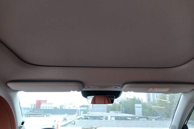 Used AION V 2024 Aion Tyrannosaurus 650 LiDAR Edition Headliner