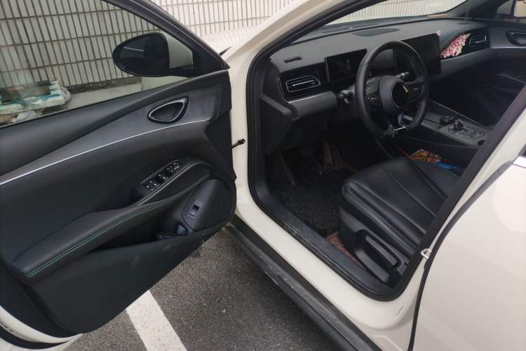 Used BYD Seal 06 New Energy 2025 DM-i Smart Drive 80KM Luxury Model
