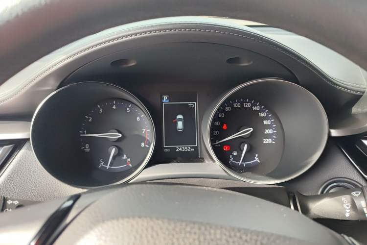 Used Toyota IZOA 2020 2.0L Yi Xiang CARE