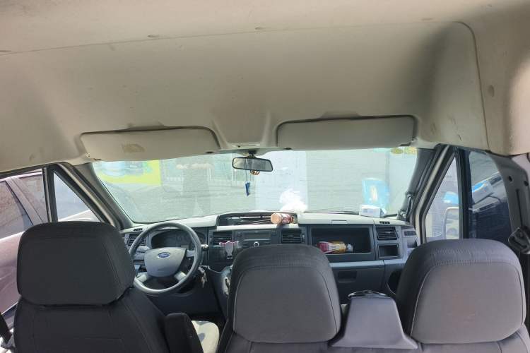 Used Ford Transit Custom 2016 2.2T Long-Wheelbase 6/7-Seater Mid-Roof Multi-Purpose Vehicle
