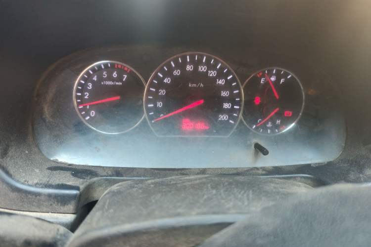 Used CHANGAN Alsvin V3 2012 1.3L Manual Comfort Version China IV Standard
