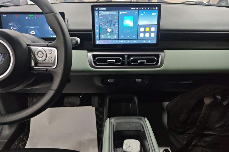 Used Wuling Bingo PLUS 2024 510 km Flagship Edition Four-Seater Version
