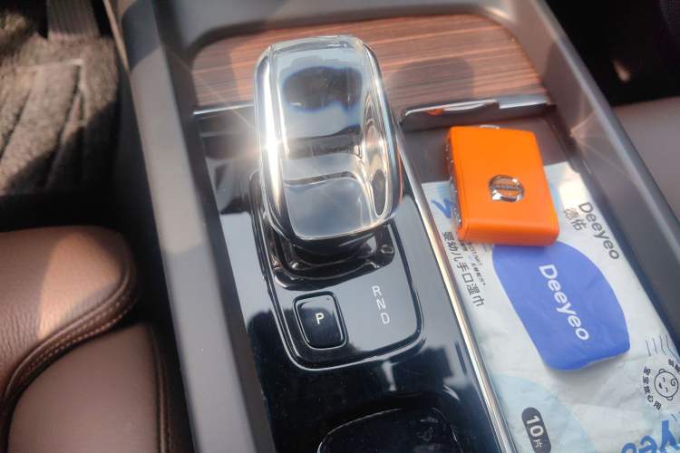 Used Volvo XC60 2022 B5 4x4 Smart Luxury Edition