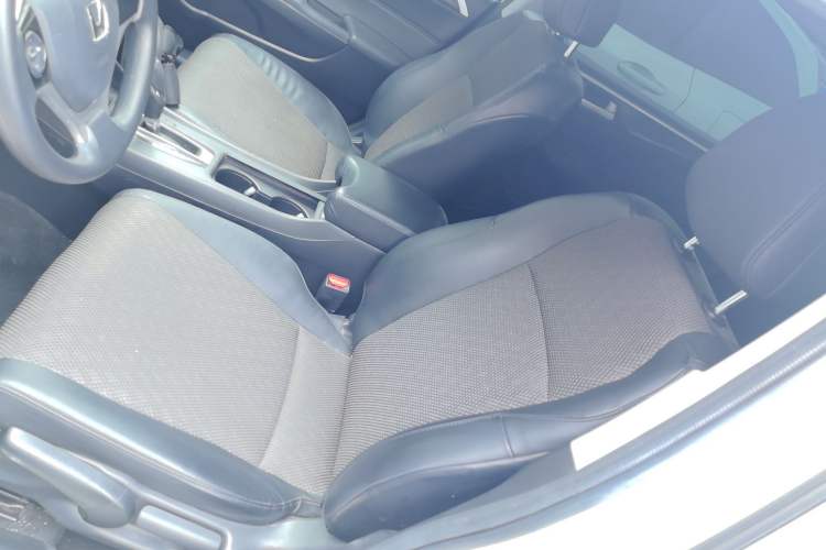 Used Honda Jade 2017 1.8L automatic Comfort version 5 seats