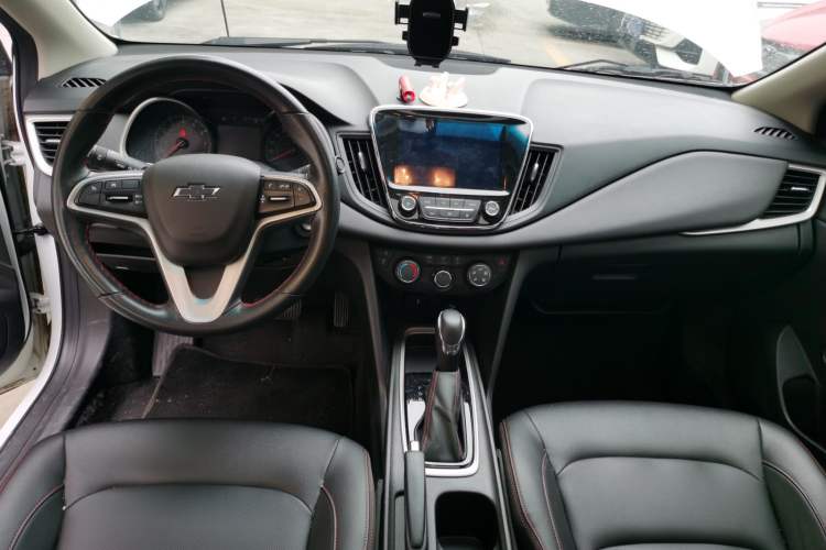 Used Chevrolet Monza 2022 Light Hybrid Redline 320T Dual-Clutch Thrilling Edition