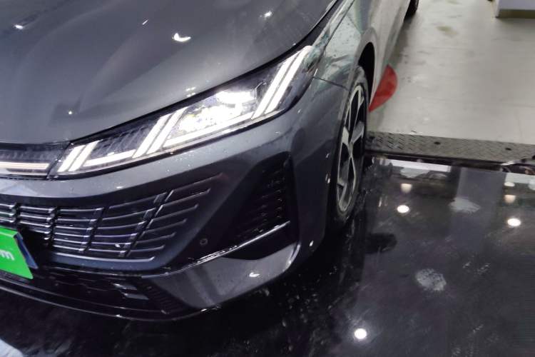 Used CHANGAN Eado 2026 Model, Fourth Generation, 1.5T 500Bar Enjoyment Edition Left Front Headlight