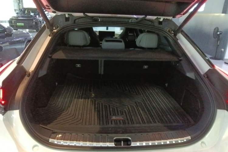 Used Zeekr 001 2023 ME Edition 100 kWh Trunk