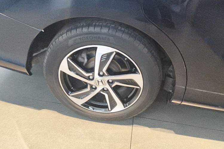 Used Honda Odyssey 2015 2.4L Smart Edition
