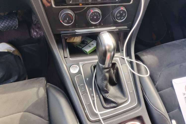 Used Volkswagen Golf 2020 Zhiai Edition 280TSI DSG Luxury Model