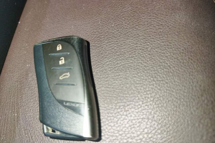 Used Lexus ES 2020 200 Excellence Edition