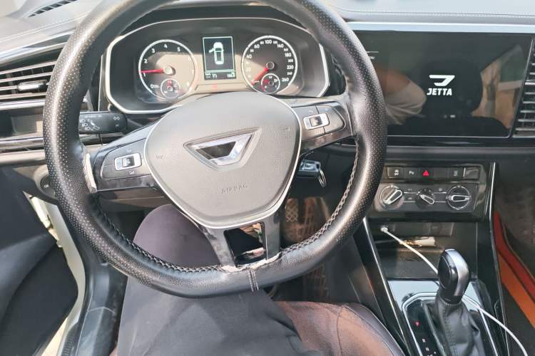 Used Jetta VS7 2021 1.4T Automatic Entry Model Instrument Cluster