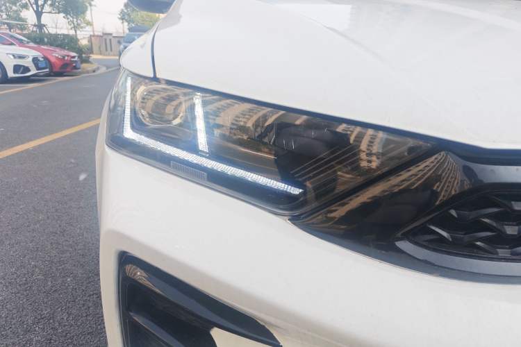 Used SWM G01 2019 F Version 1.5T Automatic Golden Powder Edition National VI