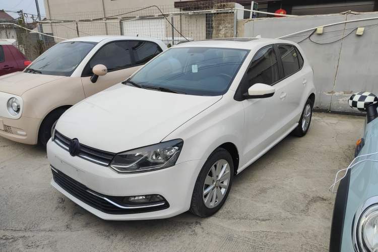 Used Volkswagen Polo 2016 1.6L Automatic Comfort Model