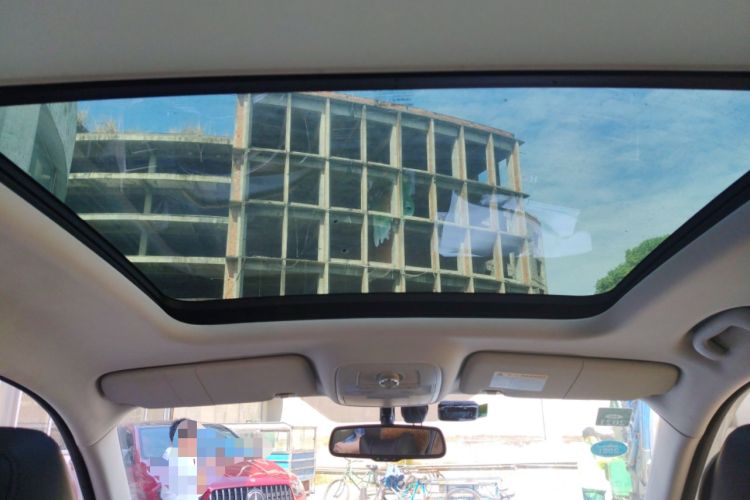 Used Roewe RX8 2018 30T Smart Connectivity Two-Wheel Drive Flagship Edition Headliner