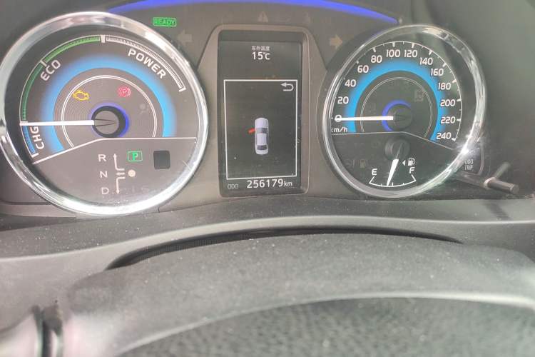 Used Toyota Corolla 2018 Dual-Engine 1.8L E-CVT Smart Edition