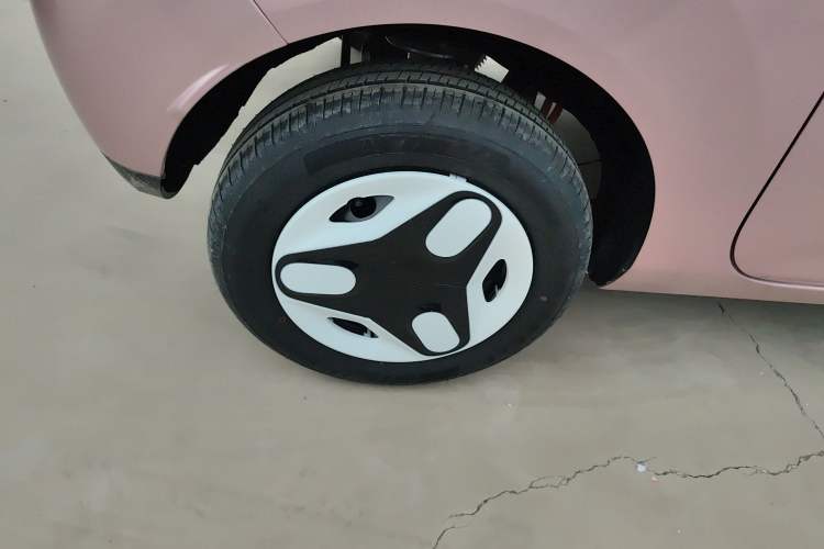 Used Geely Galaxy Panda 2025 210 km – Yuanqi Bear
