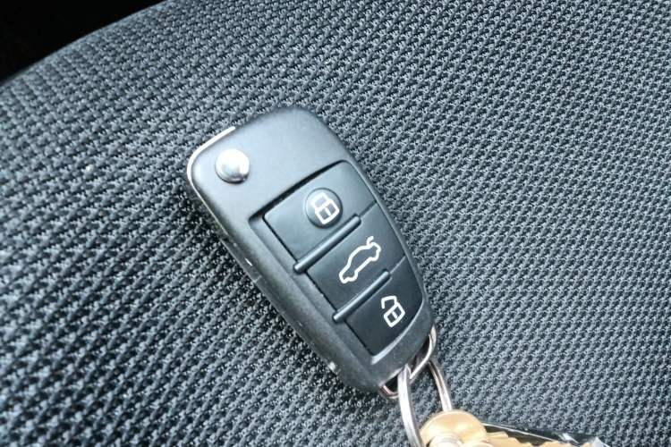 Used Audi Q2L 2022 35 TFSI Fashionable and Elegant Model Vehicle Key