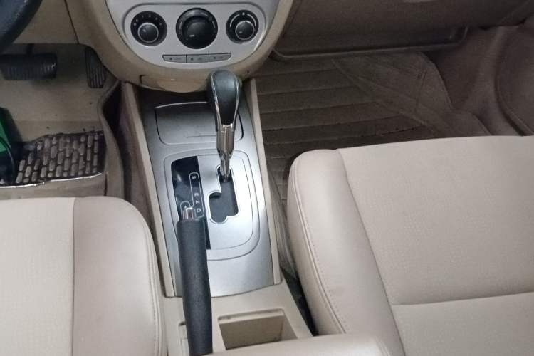 Used Buick Excelle 2013 1.5L Automatic Classic Model