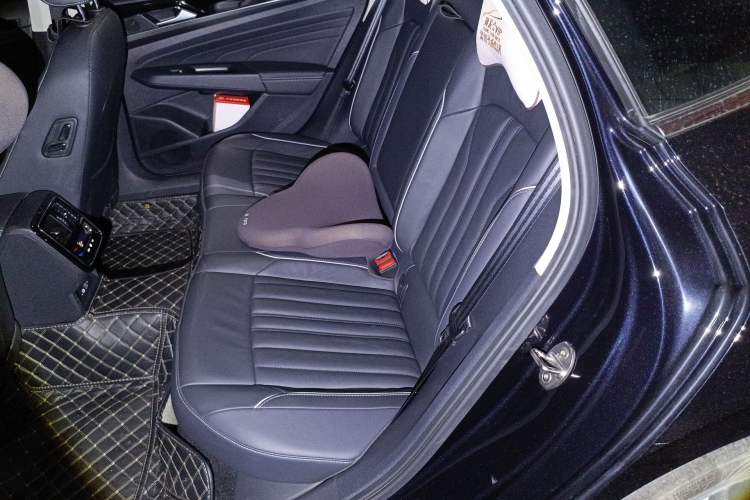 Used Volkswagen Passat New Energy 2022 430 PHEV Hybrid Elite Edition