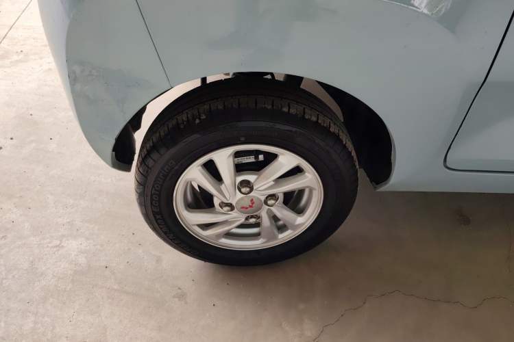 Used Wuling Hongguang MINIEV 2020 Freedom Version Lithium Iron Phosphate Right Rear Wheel Hub