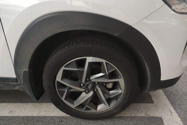 Used Hyundai Tucson 2019 280TGDi Dual-Clutch Two-Wheel Drive Smart Connect Version China VI
