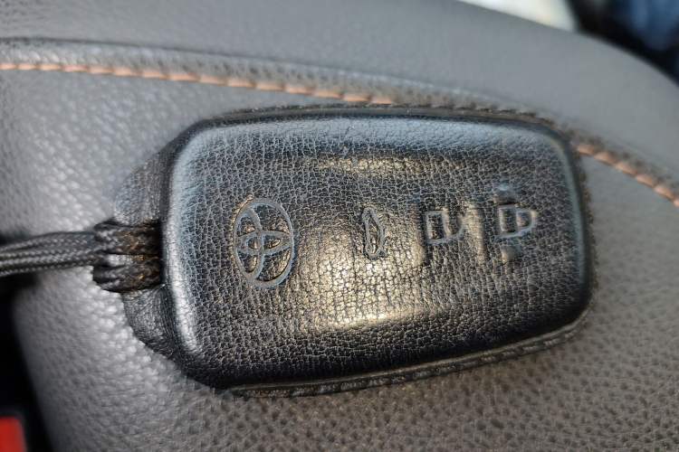 Used Toyota Camry 2019 Revised Version Dual-Engine 2.5 HG Luxury Edition