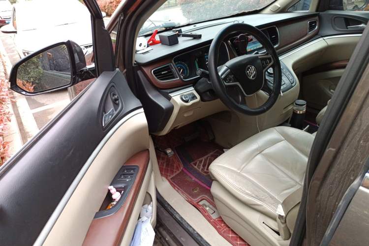 Used Buick GL8 2014 2.4L LT Luxury Business Executive Edition Driver Seat