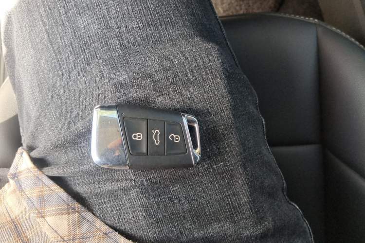 Used Volkswagen Passat 2022 280TSI Business Edition Vehicle Key