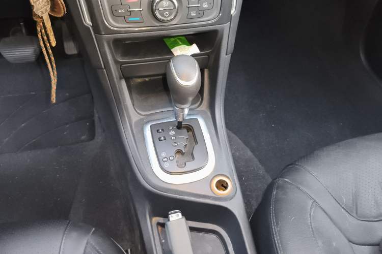 Used Peugeot 308 2013 1.6L Automatic Fashion Model