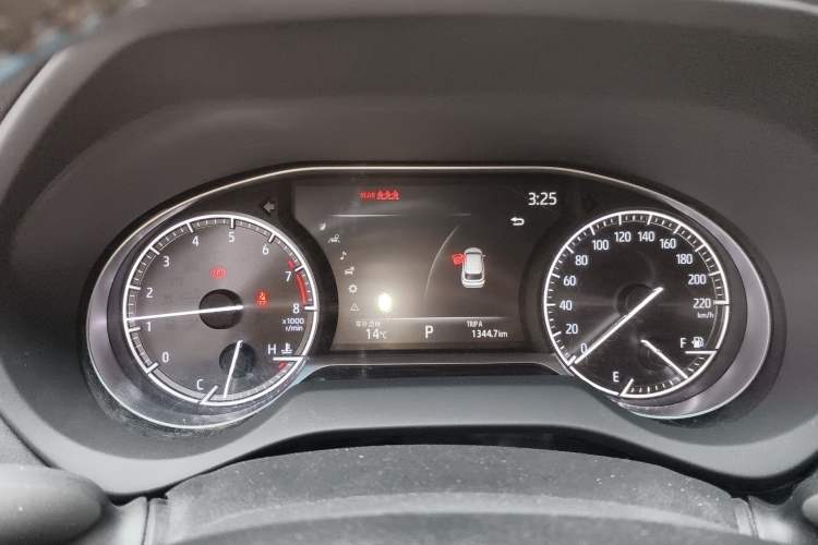 Used Toyota Harrier 2022 2.0L CVT Two-Wheel Drive Deluxe Edition