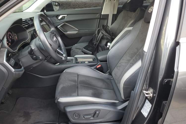 Used Audi Q3 2021 35 TFSI Progressive Dynamic Edition