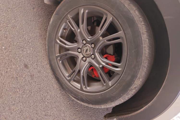 Used Dongfeng Fengon 580 2017 1.5T CVT Smart Connectivity Model
