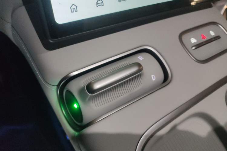 Used Nio ES6 2024 75 kWh