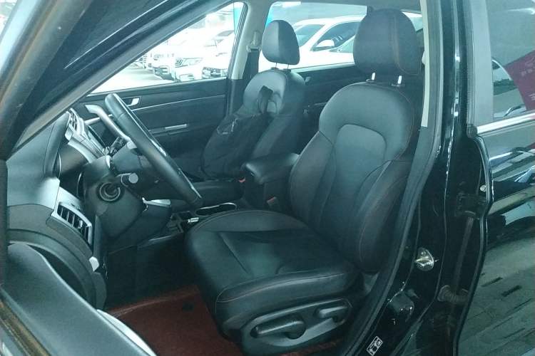 Used Haval M6 2019 1.5T DCT Two-Wheel Drive Elite Version China VI Standard