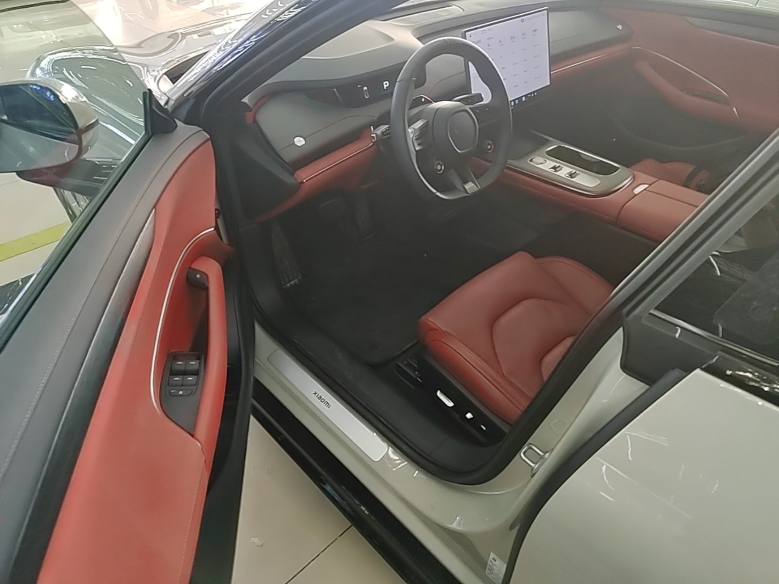 Xiaomi Auto SU7 2024 Rear-Drive Ultra-Long Range Advanced Pro-Level Intelligent Driving Version — снимка 18