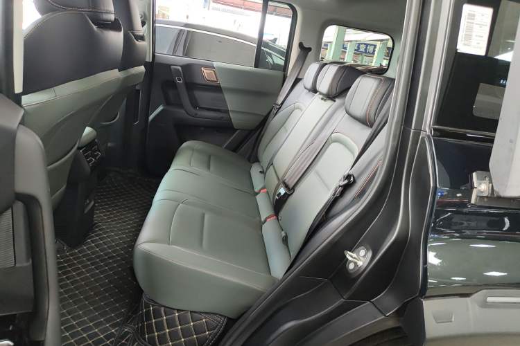 Used iCAR 03 2024 501km Two-Wheel Drive Long-Range Version Left Rear Seat