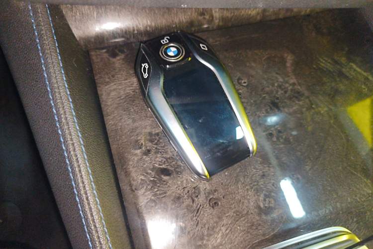 Used BMW 6 Series GT 2019 630i M Sport Package Vehicle Key