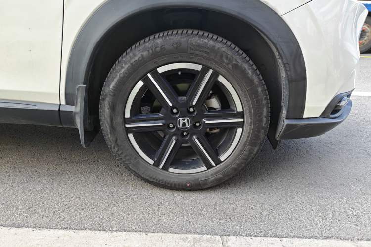 Used Honda Vezel 2023 1.5L CVT Tech Edition
