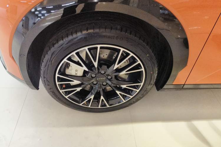 Used Zeekr X 2024 Five-Seater Four-Wheel Drive Left Front Wheel Hub