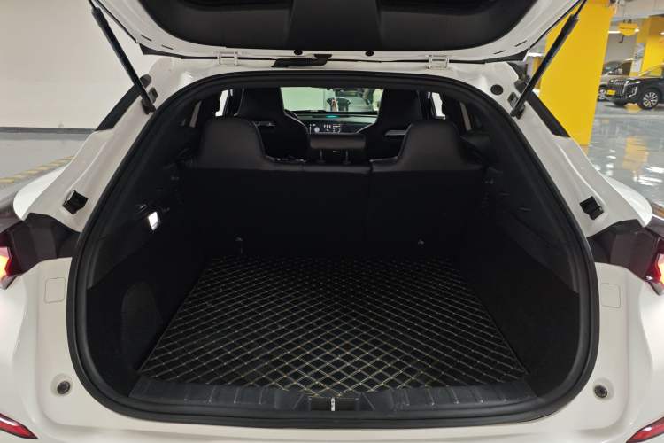 Used Changan UNI-T 2022 1.5T Prestige Version