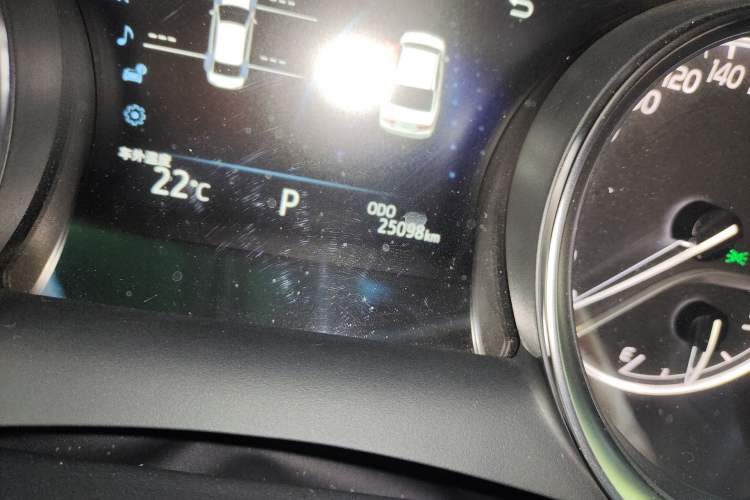 Used Toyota Camry 2023 2.0G Luxury Edition