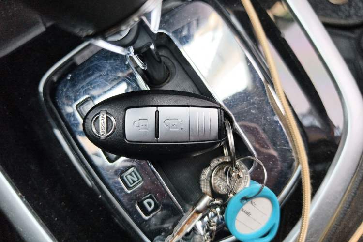 Used Nissan Terra 2018 2.5L Automatic 2WD Luxury Edition