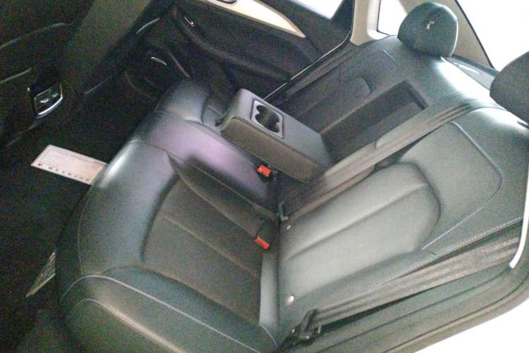 Used Rising ER6 2020 620 km Smart Edition
