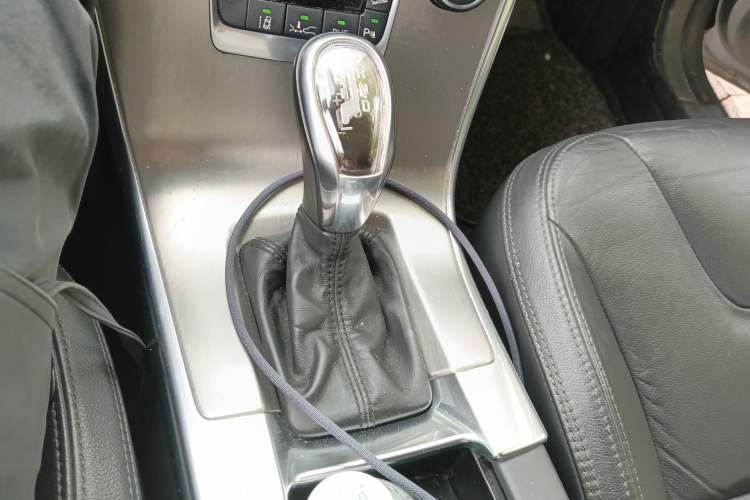 Used Volvo XC60 2012 T5 Comfort Edition Gear Lever