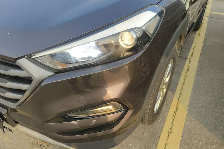 Used Hyundai Tucson 2018 1.6T Dual-Clutch Two-Wheel Drive 15th Anniversary Special Edition