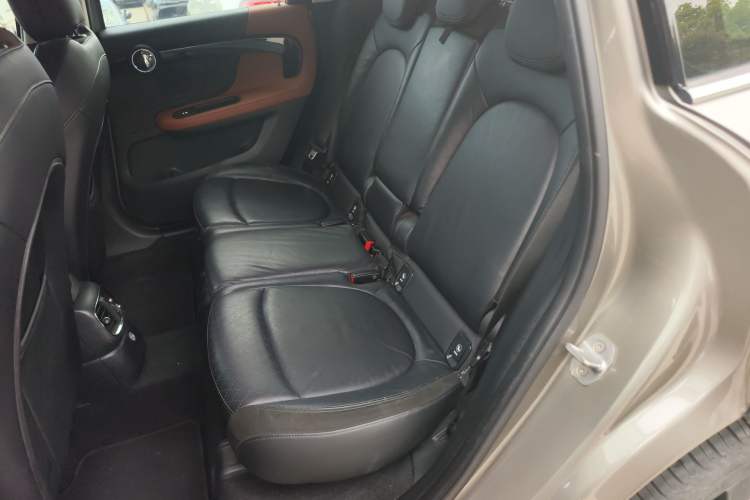 Used MINI Countryman 2018 1.5T COOPER ALL4 Artist Left Rear Seat