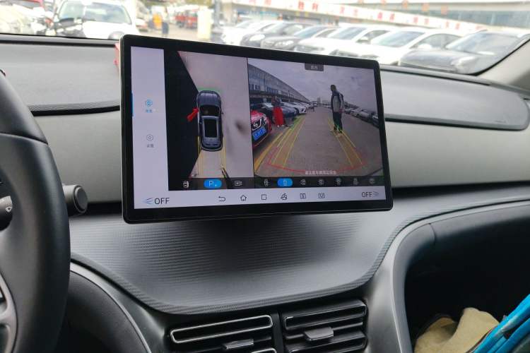 Used BYD Sealion 05 DM-i 2025 DM-i 75KM Prestige Model Audio And AC Panel